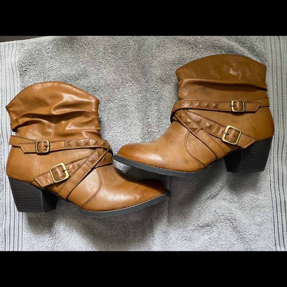 Ankle boots